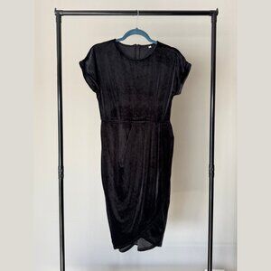 Black Velvet Short-Sleeve Dress